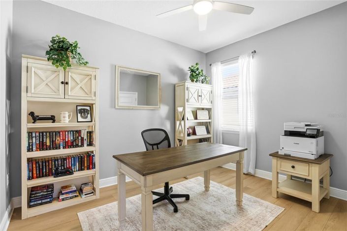 Image No.28-4 Bed Property for sale