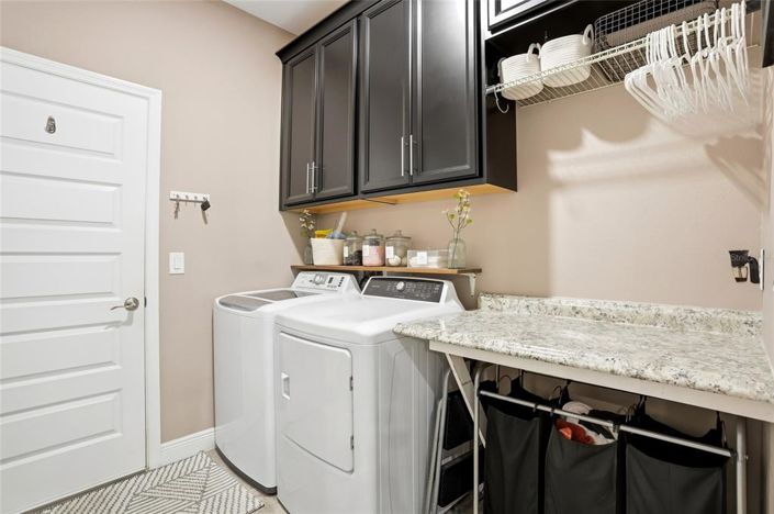 Image No.32-4 Bed Property for sale