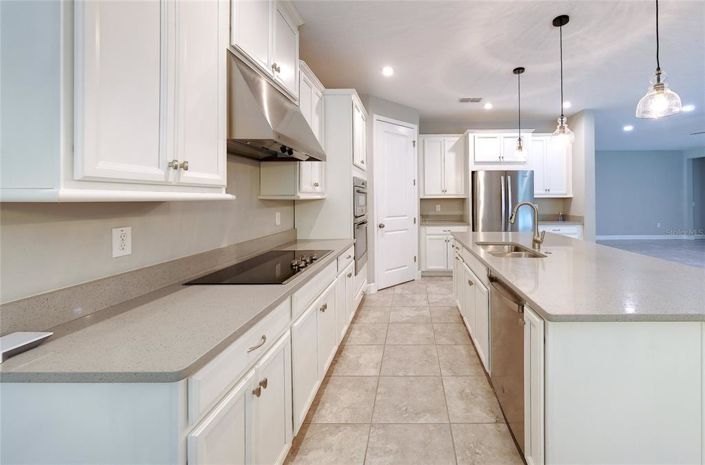 Image No.10-4 Bed Property for sale