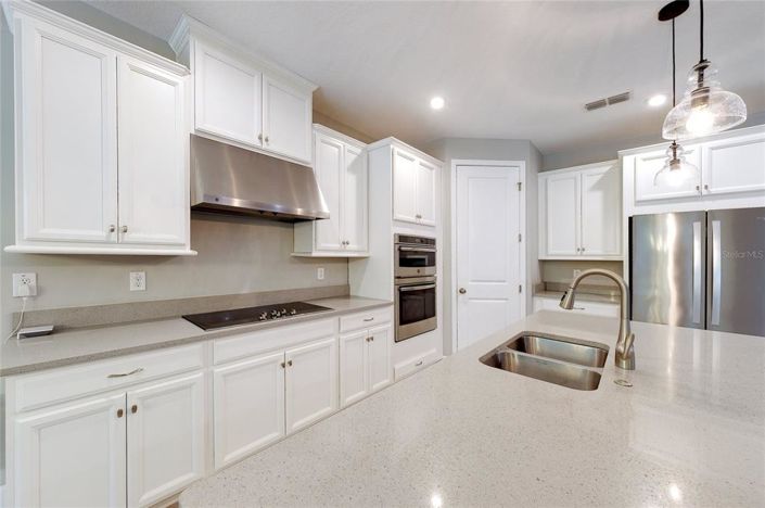 Image No.12-4 Bed Property for sale