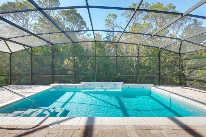 Image No.2-4 Bed Property for sale