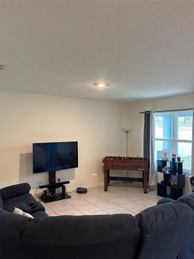 Image No.13-3 Bed Property for sale