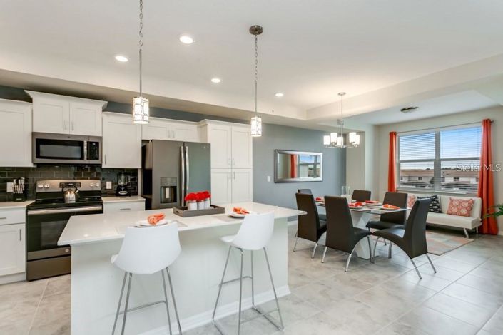 Image No.5-Propriété de 2 chambres à vendre à Kissimmee