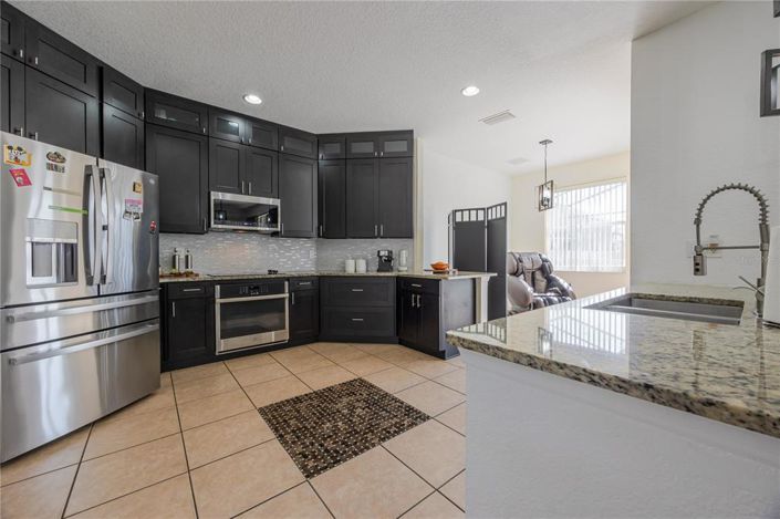 Image No.18-5 Bed Property for sale