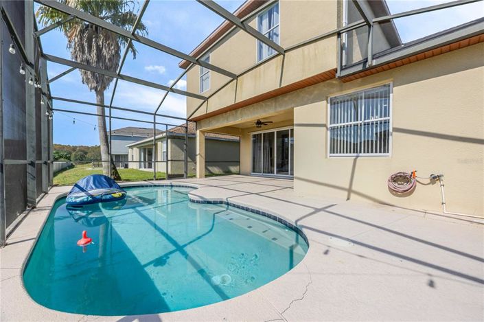 Image No.37-5 Bed Property for sale