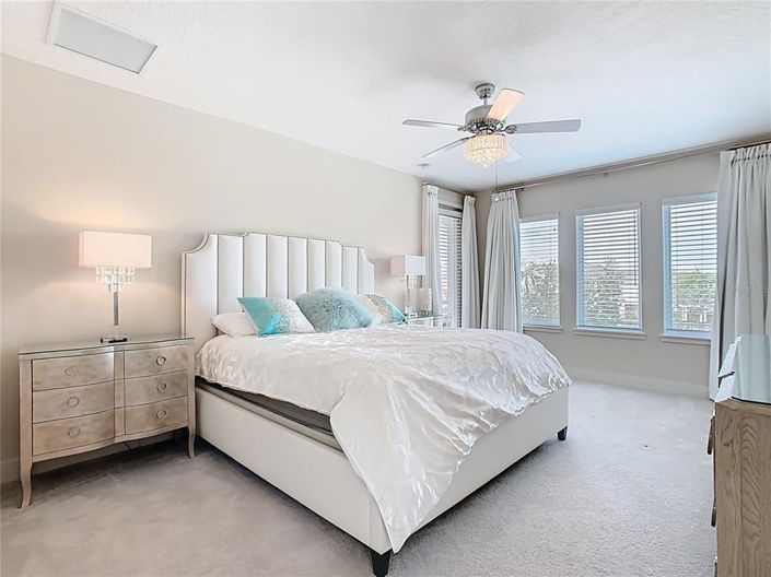 Image No.38-6 Bed Property for sale