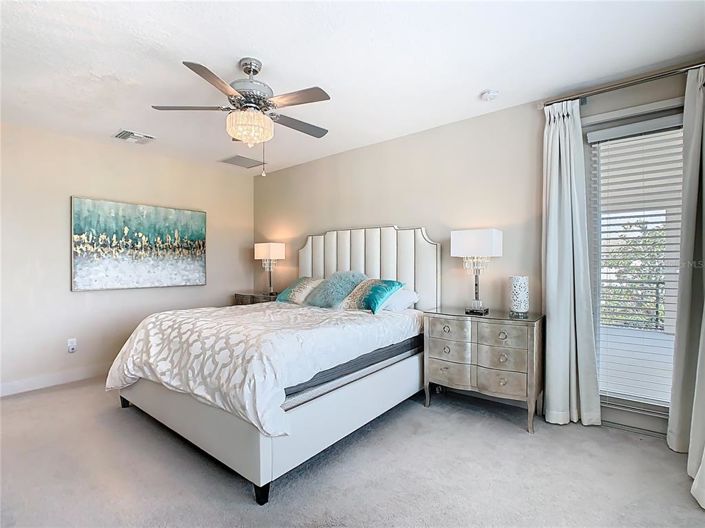 Image No.39-6 Bed Property for sale