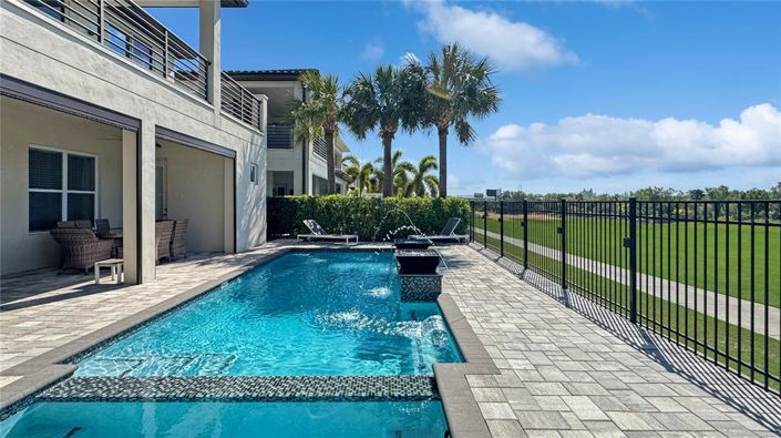 Image No.9-Propriété de 6 chambres à vendre à Reunion