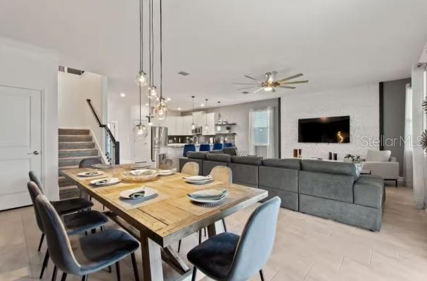 Image No.8-8 Bed Property for sale