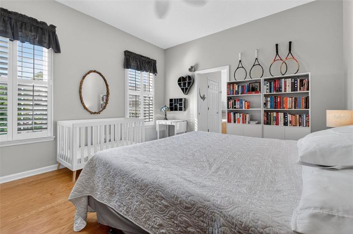 Image No.29-3 Bed Townhouse for sale