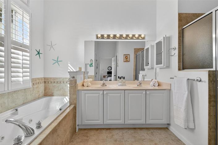 Image No.31-3 Bed Townhouse for sale