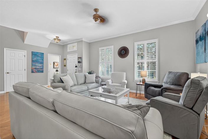 Image No.7-3 Bed Townhouse for sale