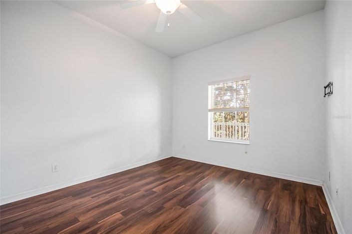 Image No.11-3 Bed Property for sale