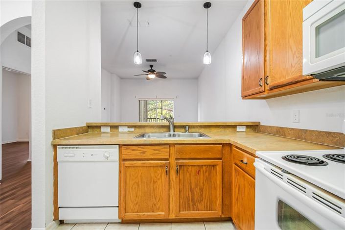 Image No.23-3 Bed Property for sale