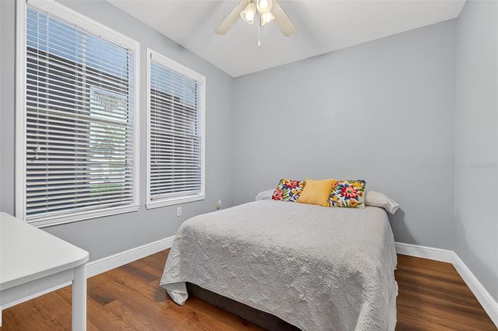 Image No.6-1 Bed Property for sale