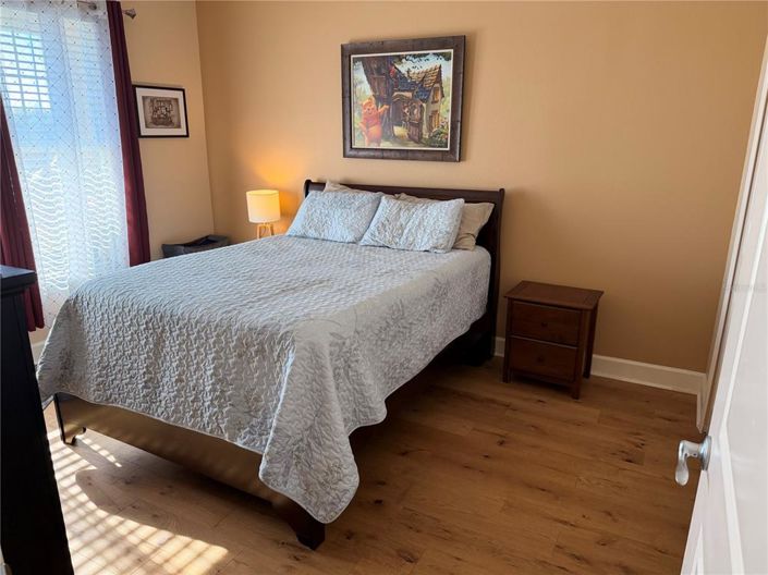 Image No.22-2 Bed Property for sale