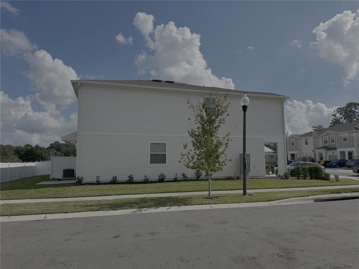 Image No.5-3 Bed Townhouse for sale