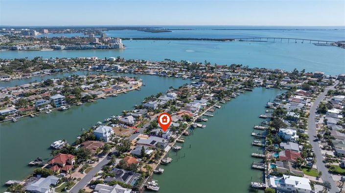 Image No.11-3 Bed Property for sale