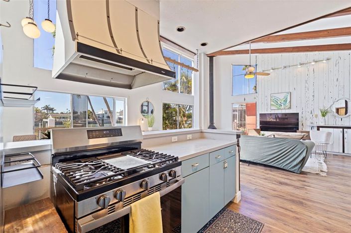 Image No.22-3 Bed Property for sale