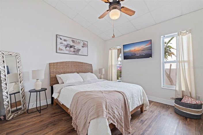 Image No.28-3 Bed Property for sale