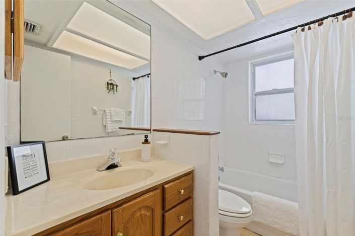 Image No.30-3 Bed Property for sale