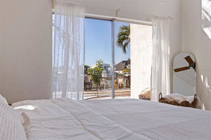 Image No.33-3 Bed Property for sale