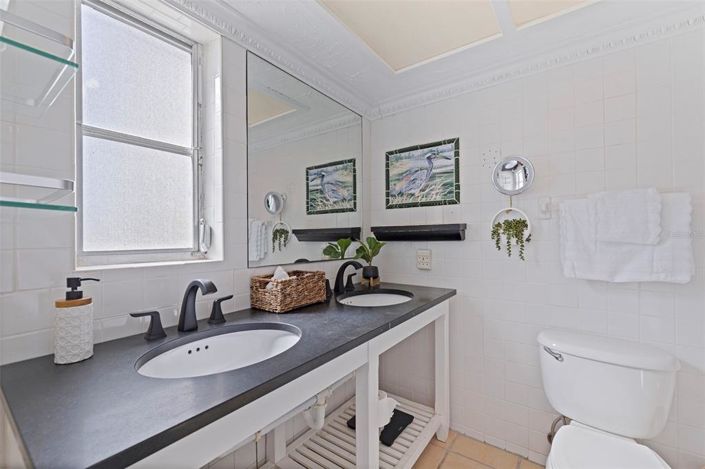 Image No.34-3 Bed Property for sale