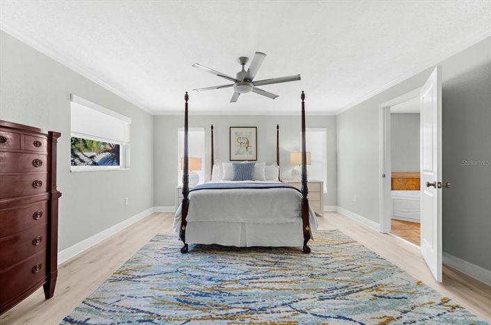 Image No.23-3 Bed Property for sale