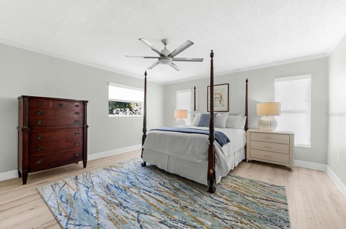 Image No.25-3 Bed Property for sale