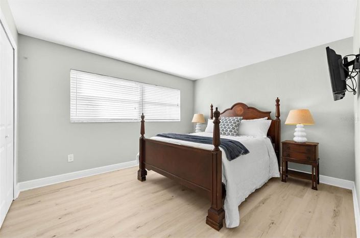 Image No.35-3 Bed Property for sale