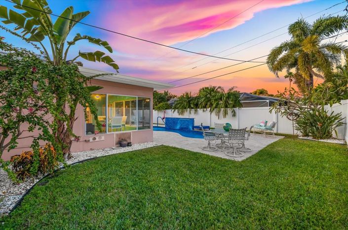 Image No.45-3 Bed Property for sale