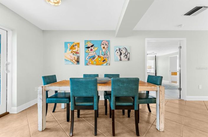 Image No.8-3 Bed Property for sale