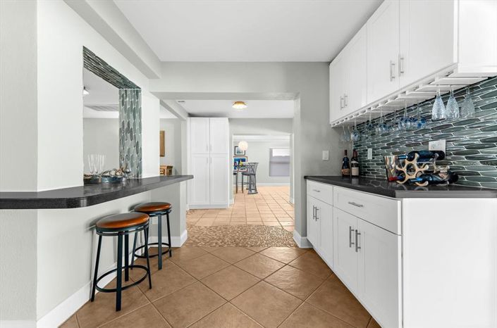 Image No.9-3 Bed Property for sale