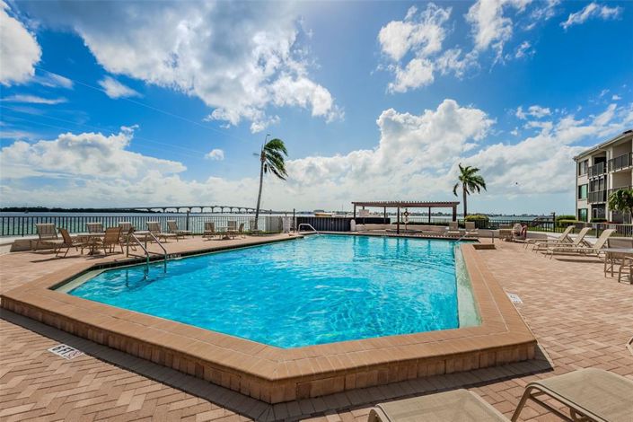 Image No.23-2 Bed Property for sale