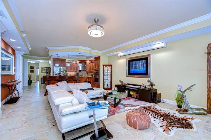 Image No.21-3 Bed Property for sale