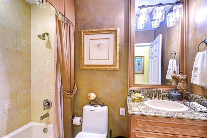 Image No.22-3 Bed Property for sale