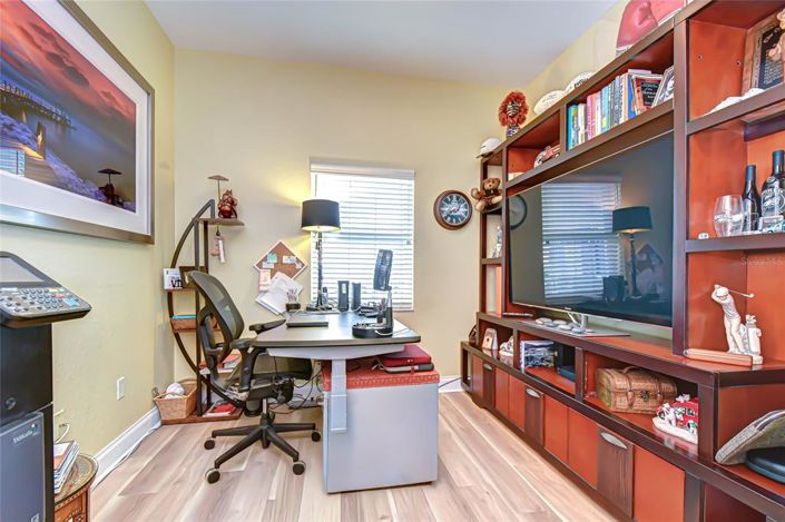 Image No.24-3 Bed Property for sale