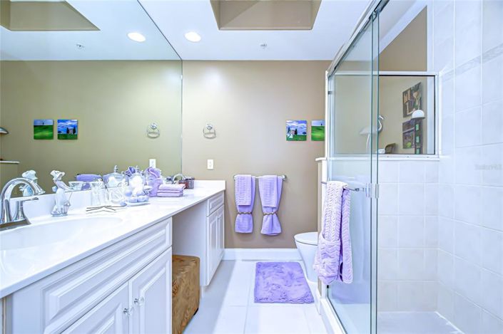 Image No.28-3 Bed Property for sale