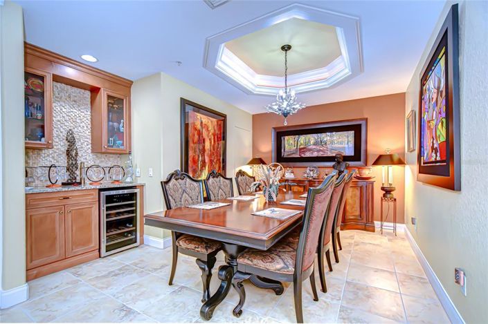 Image No.8-3 Bed Property for sale