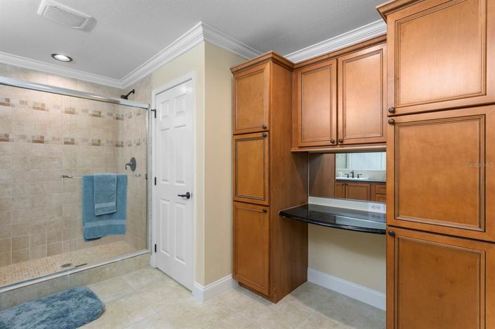 Image No.43-3 Bed Property for sale