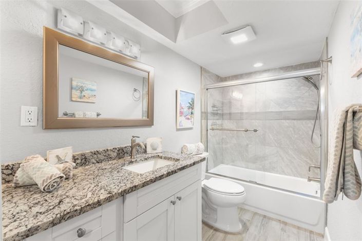 Image No.21-2 Bed Property for sale