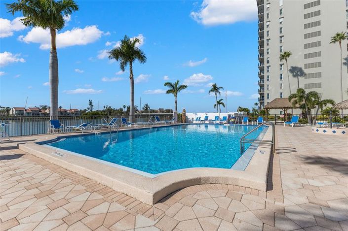 Image No.39-2 Bed Property for sale