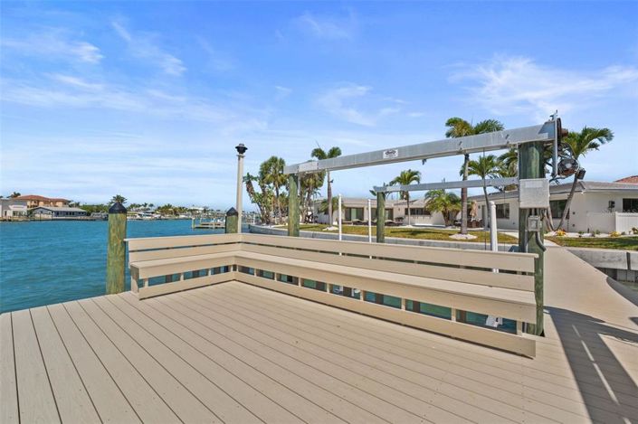 Image No.13-Propriété de 4 chambres à vendre à Treasure Island