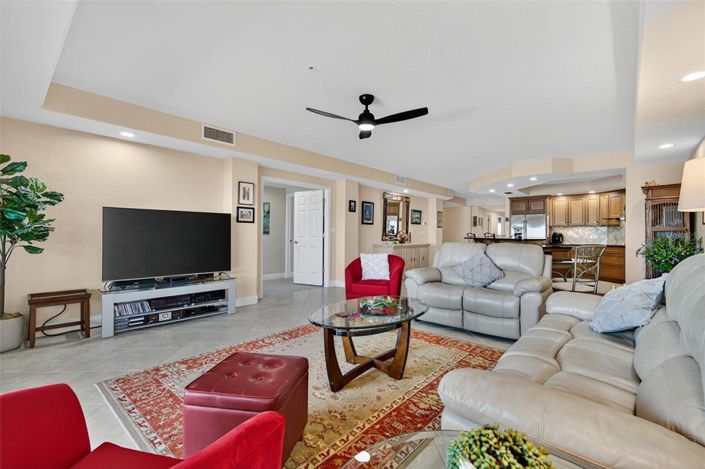 Image No.25-3 Bed Property for sale