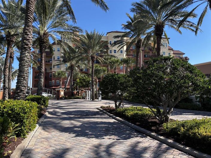 Image No.3-3 Bed Property for sale