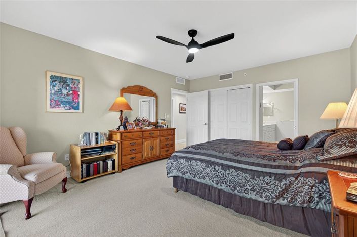 Image No.41-3 Bed Property for sale