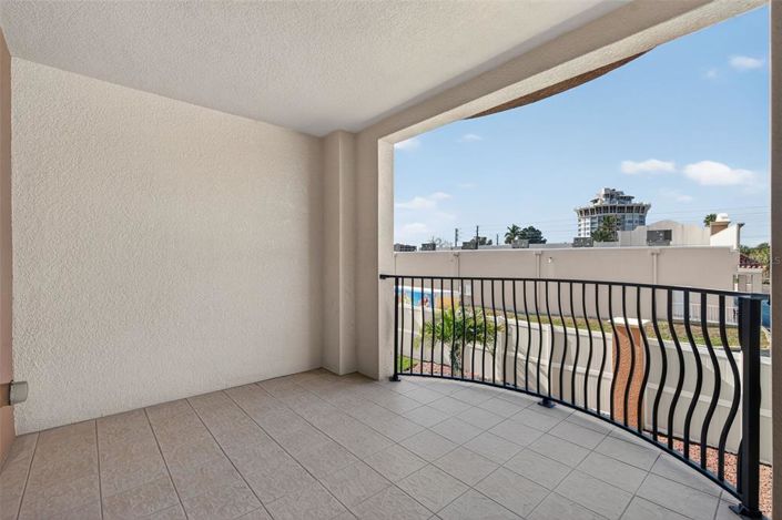 Image No.44-3 Bed Property for sale