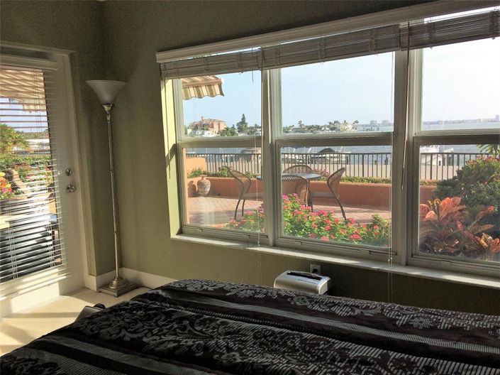 Image No.52-3 Bed Property for sale