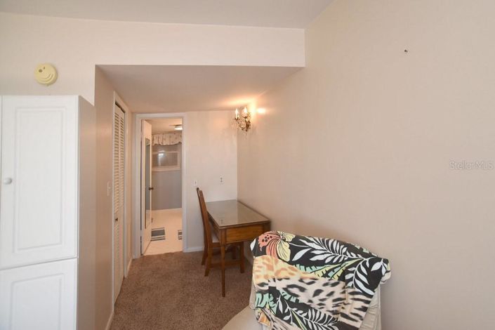 Image No.11-1 Bed Property for sale