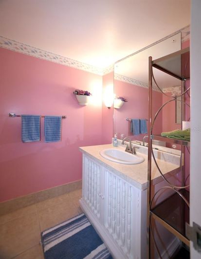 Image No.21-1 Bed Property for sale